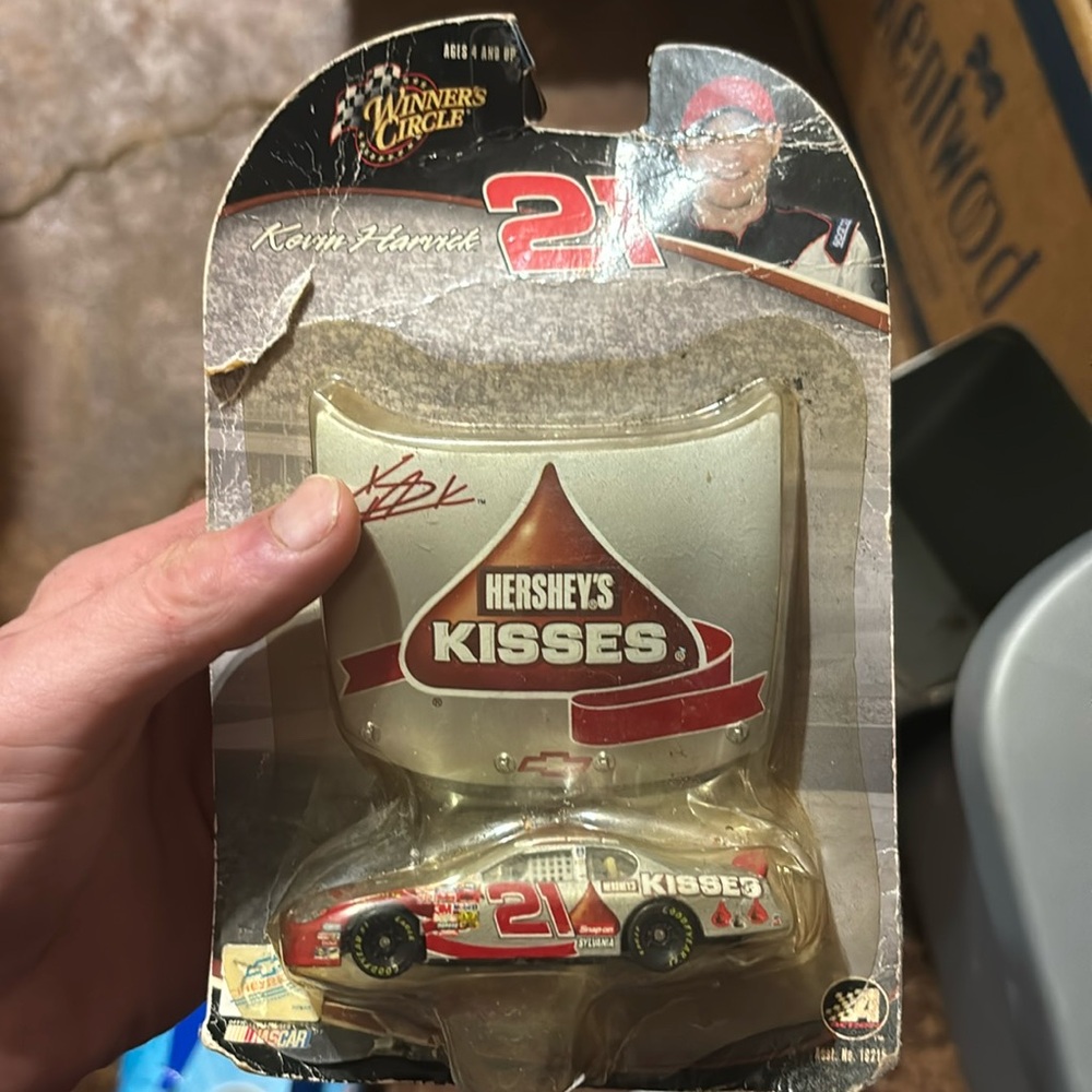 Kevin Harvick #21 Hersey Kisses 1:64 scale NASCAR car 2004